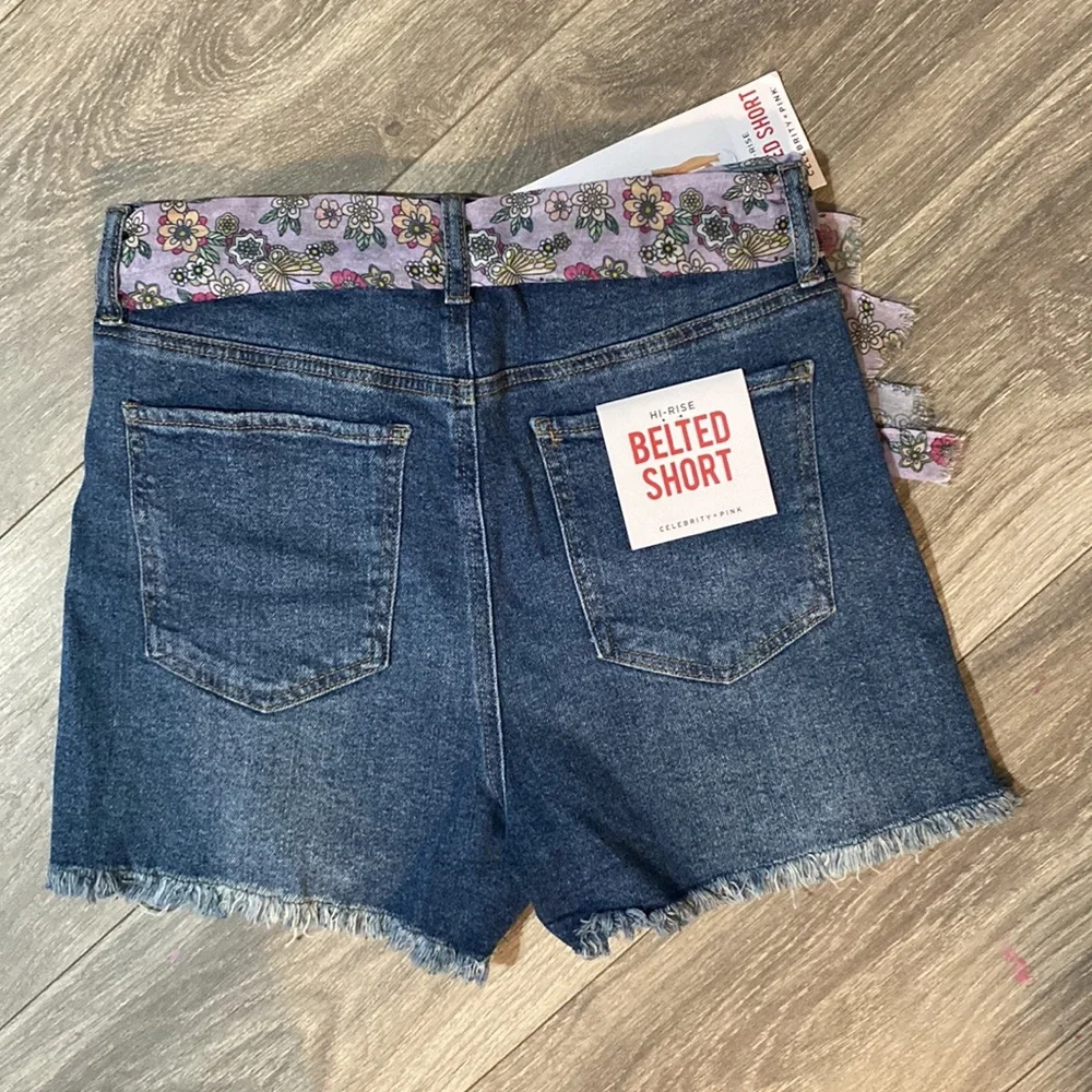 High rise belted jean shorts - Picture 2 of 2